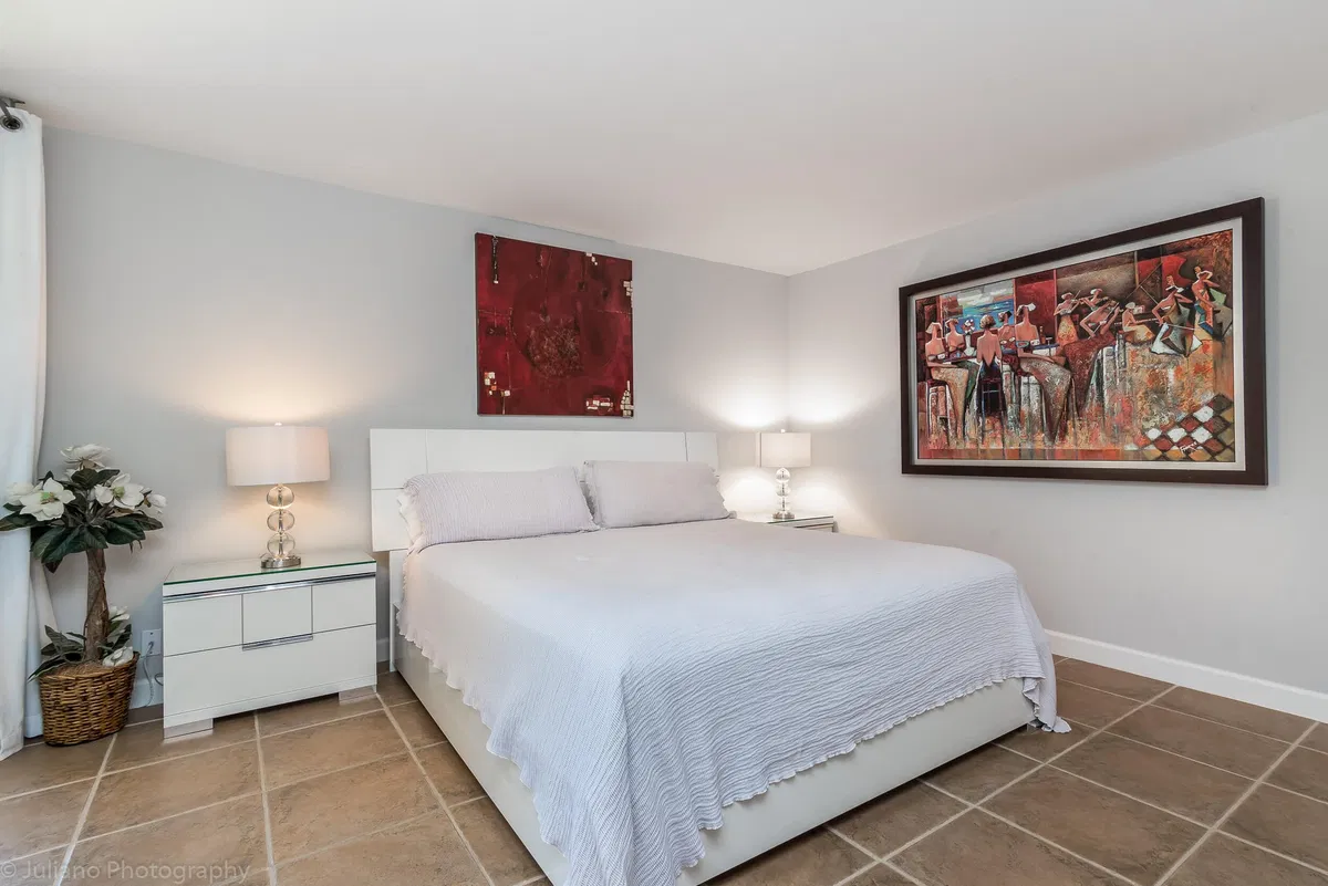 Unit 4306 photo 7