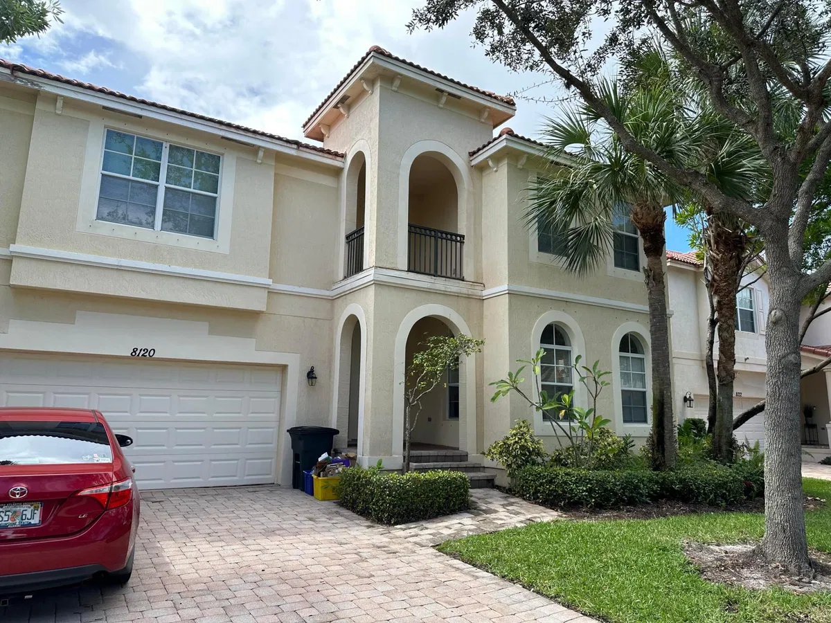 Residence photo 22