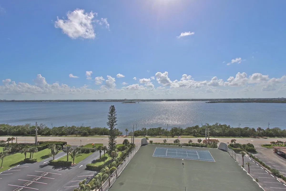 Harbour Point Singer Island Unit 1006 photo 13