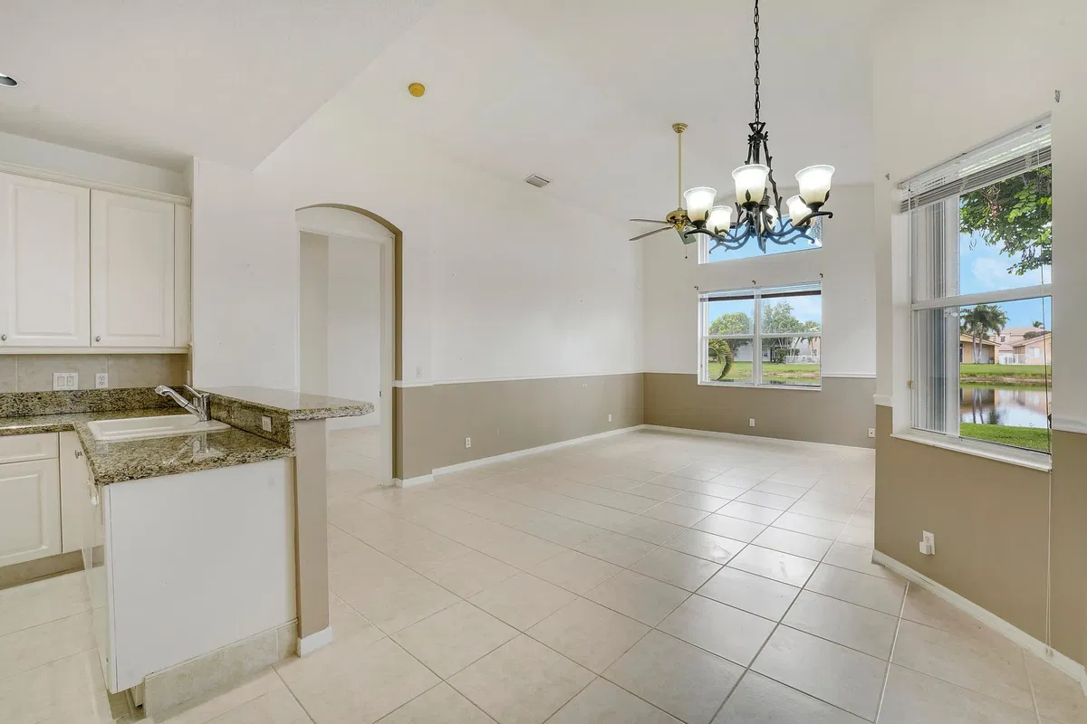 Residence photo 10