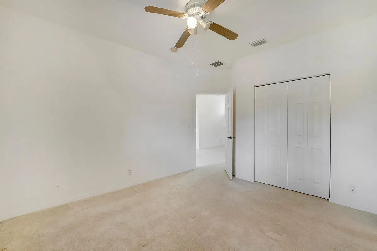 Residence photo 19