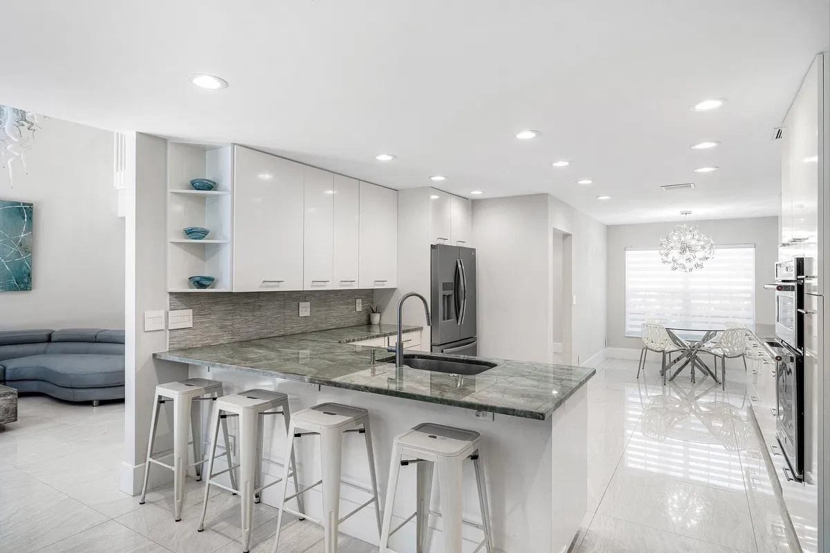Residence photo 25