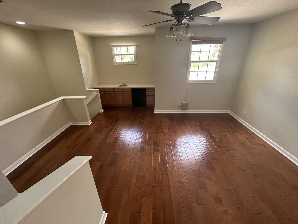  Residence photo 25