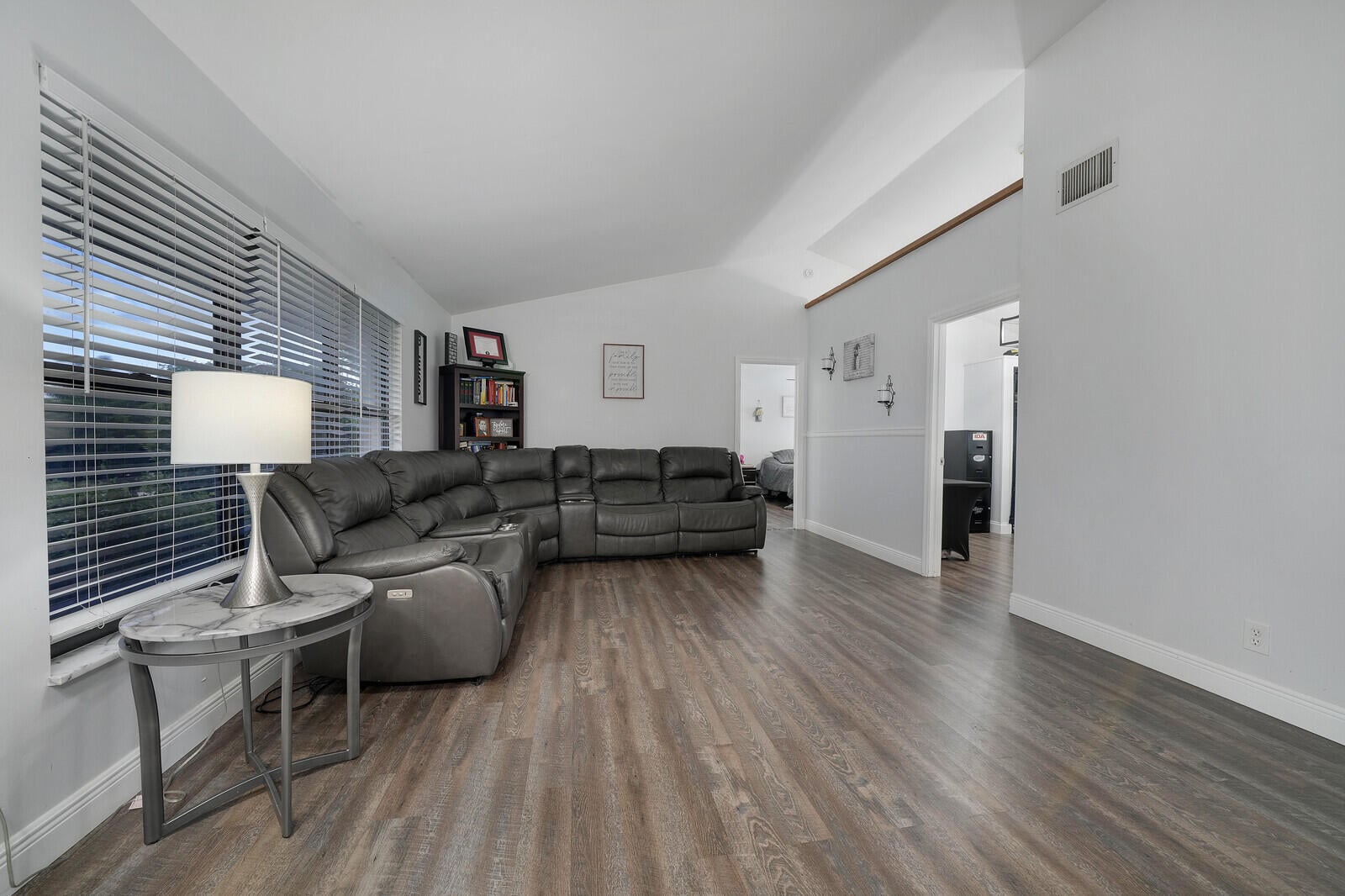 Residence photo 13