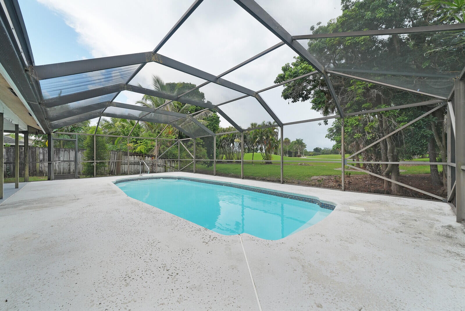Residence photo 22