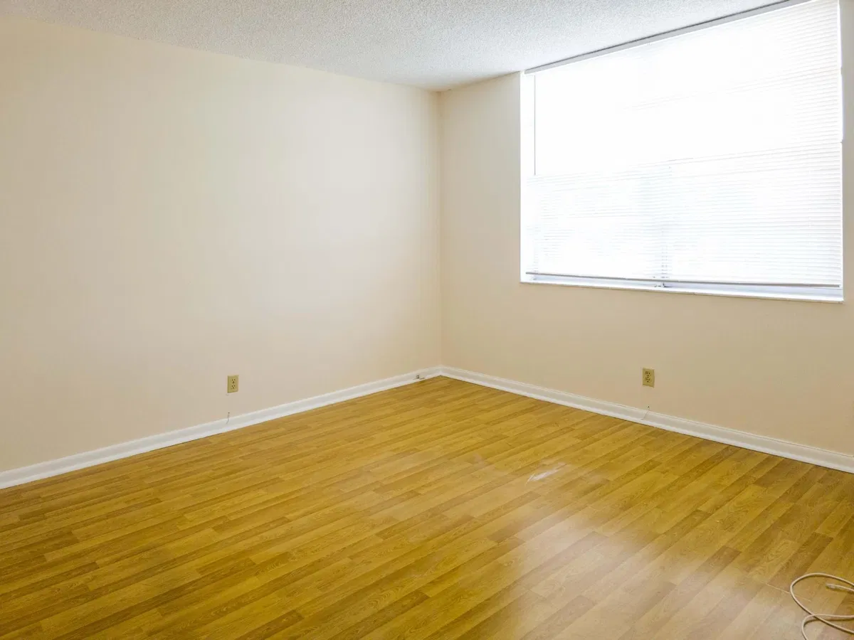 Unit 301 photo 13