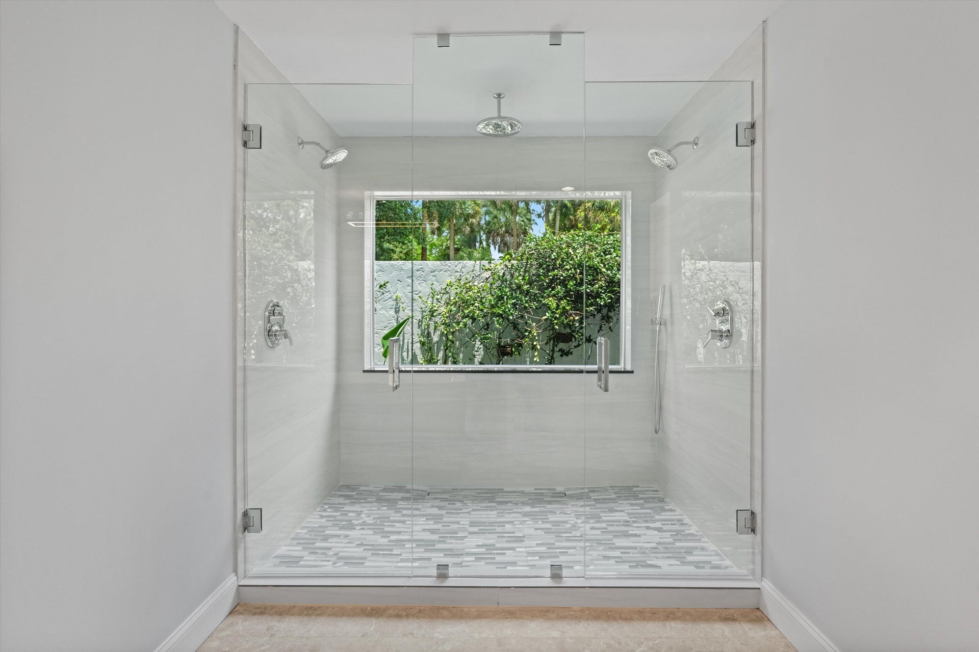 Pinewood Residence photo 37