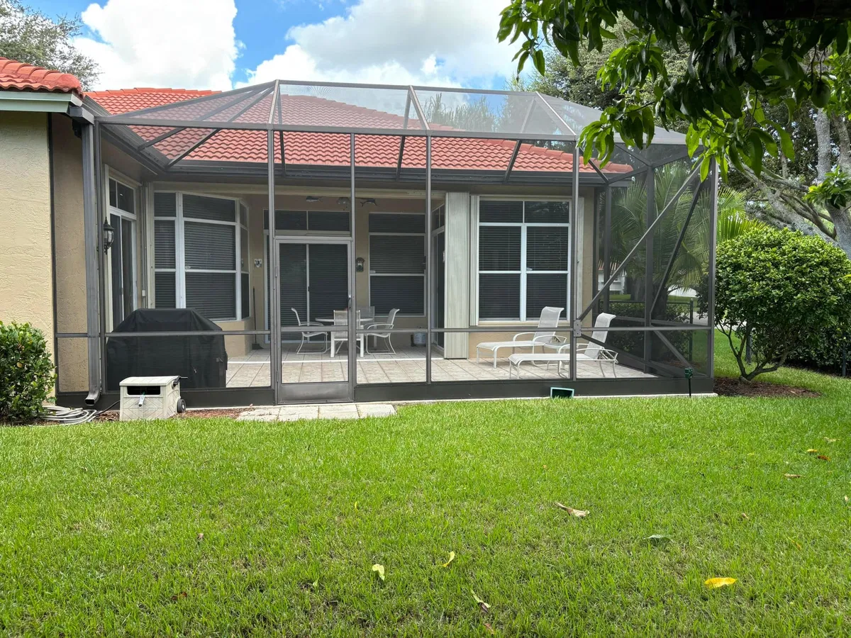 Residence photo 4