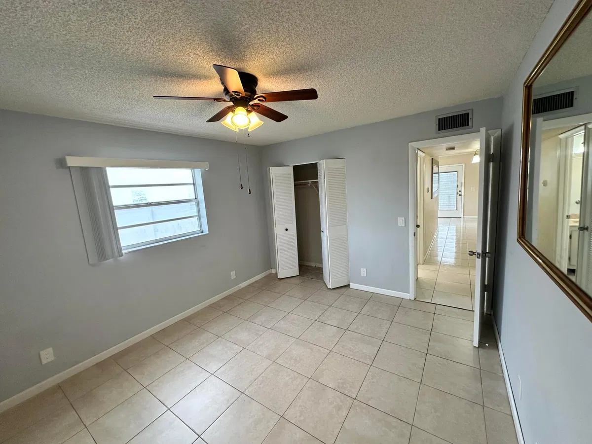 Residence photo 13