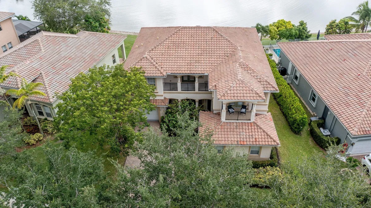 Residence photo 37