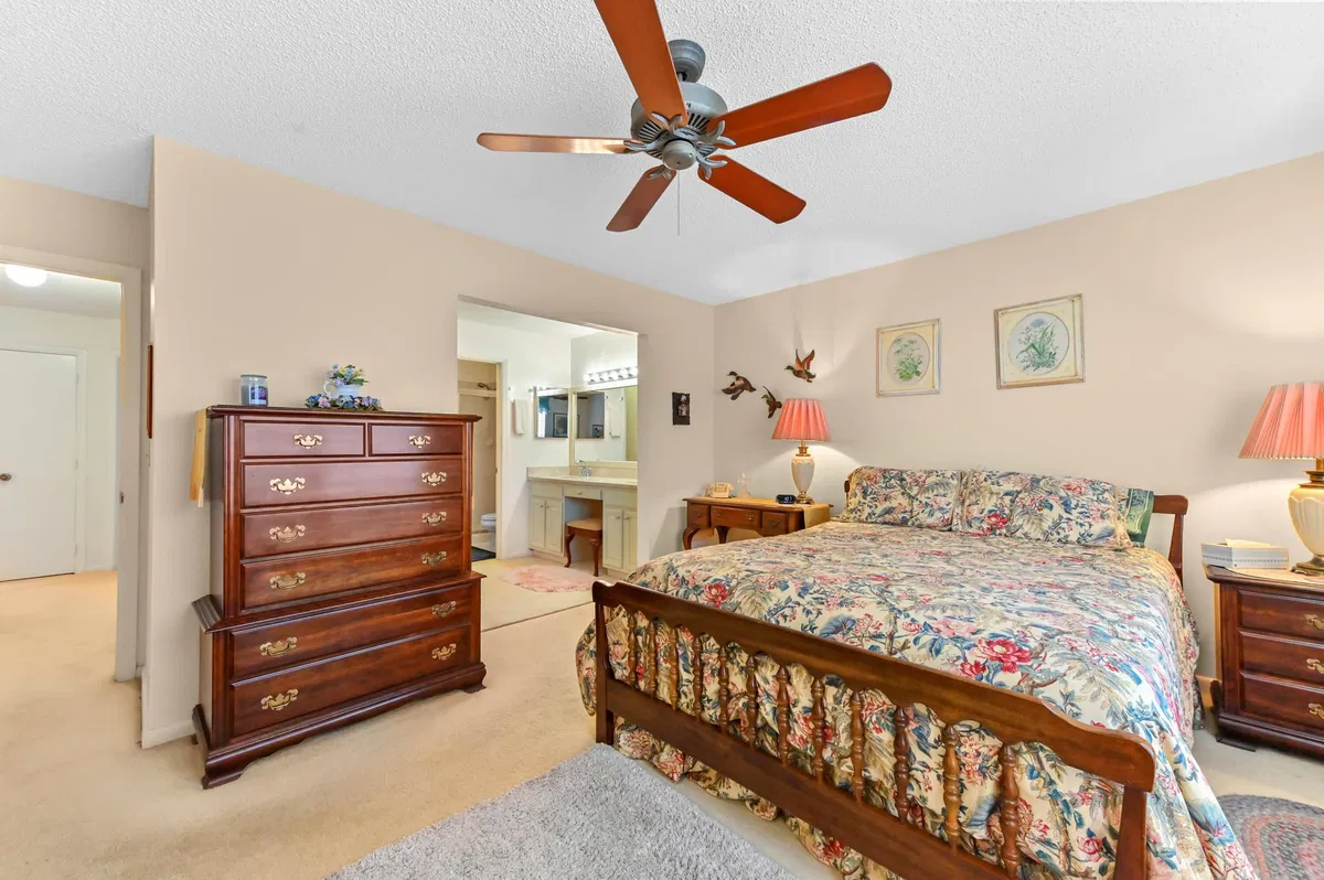 Residence photo 13