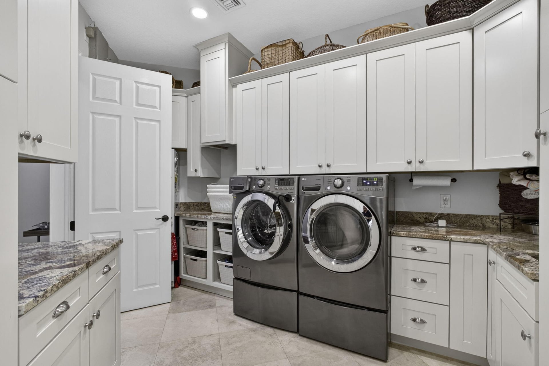 Residence photo 19