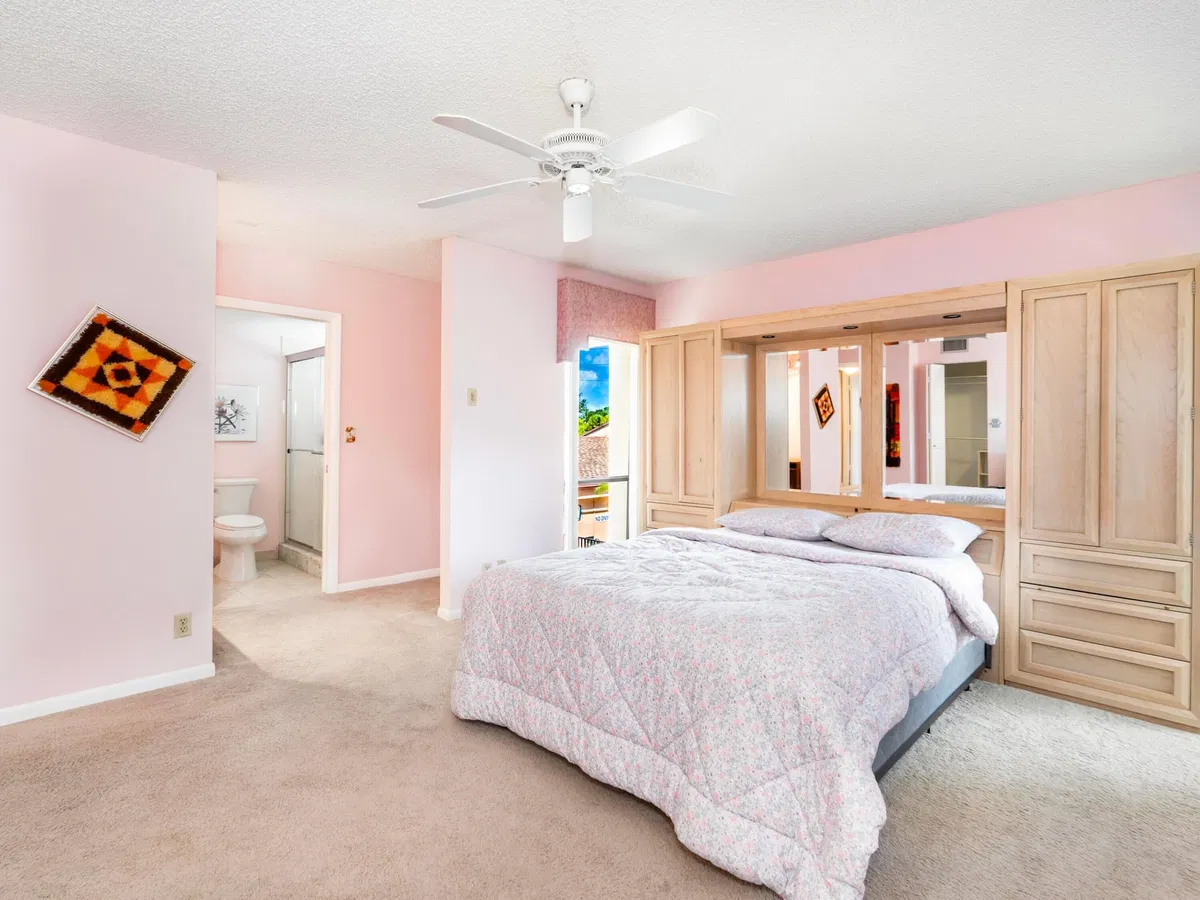 Residence photo 19