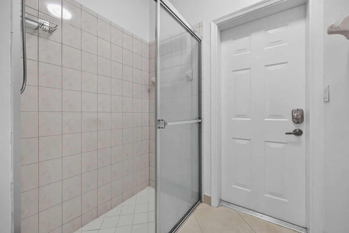 Residence photo 28