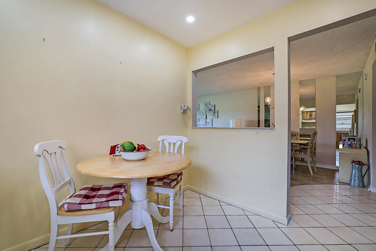 Residence photo 13