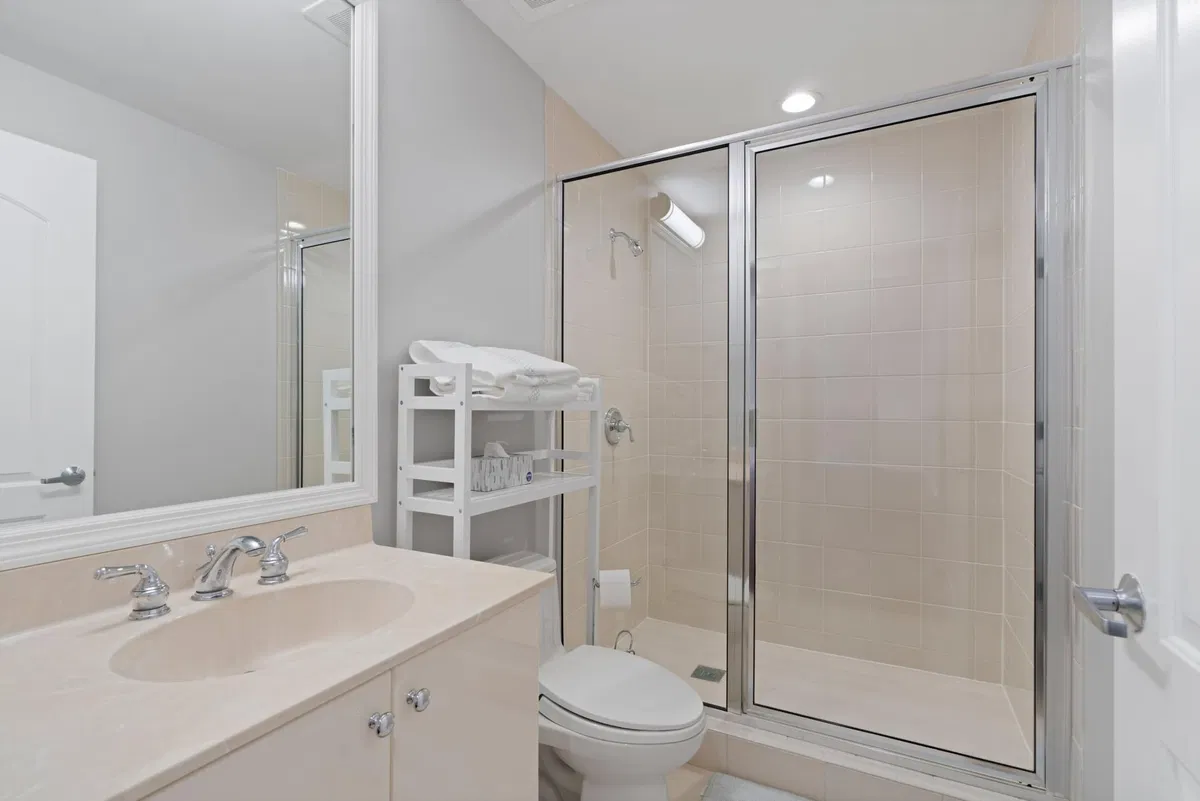 One City Plaza Unit 1111 photo 13