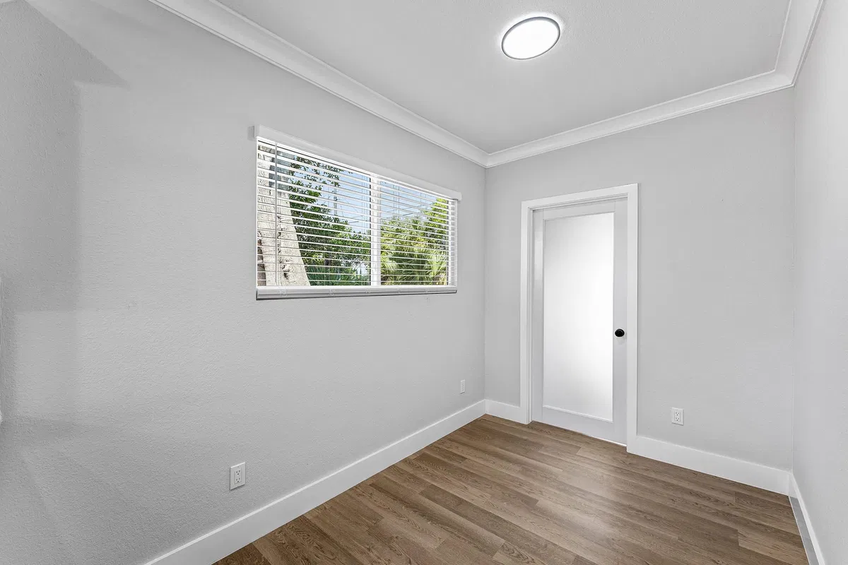 Residence photo 19