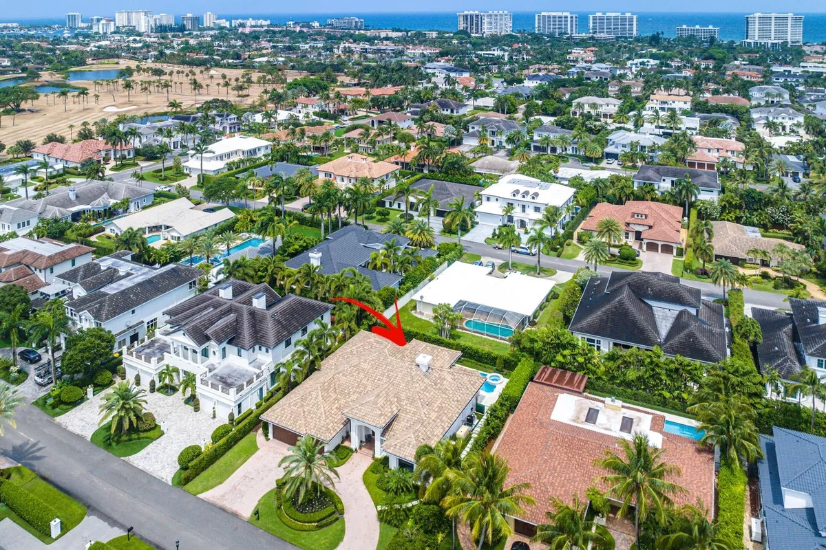 Royal Palm Yacht and Country Club Residence photo 40