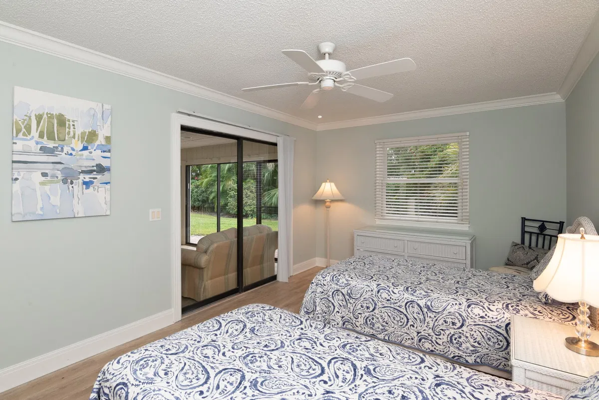 Residence photo 22