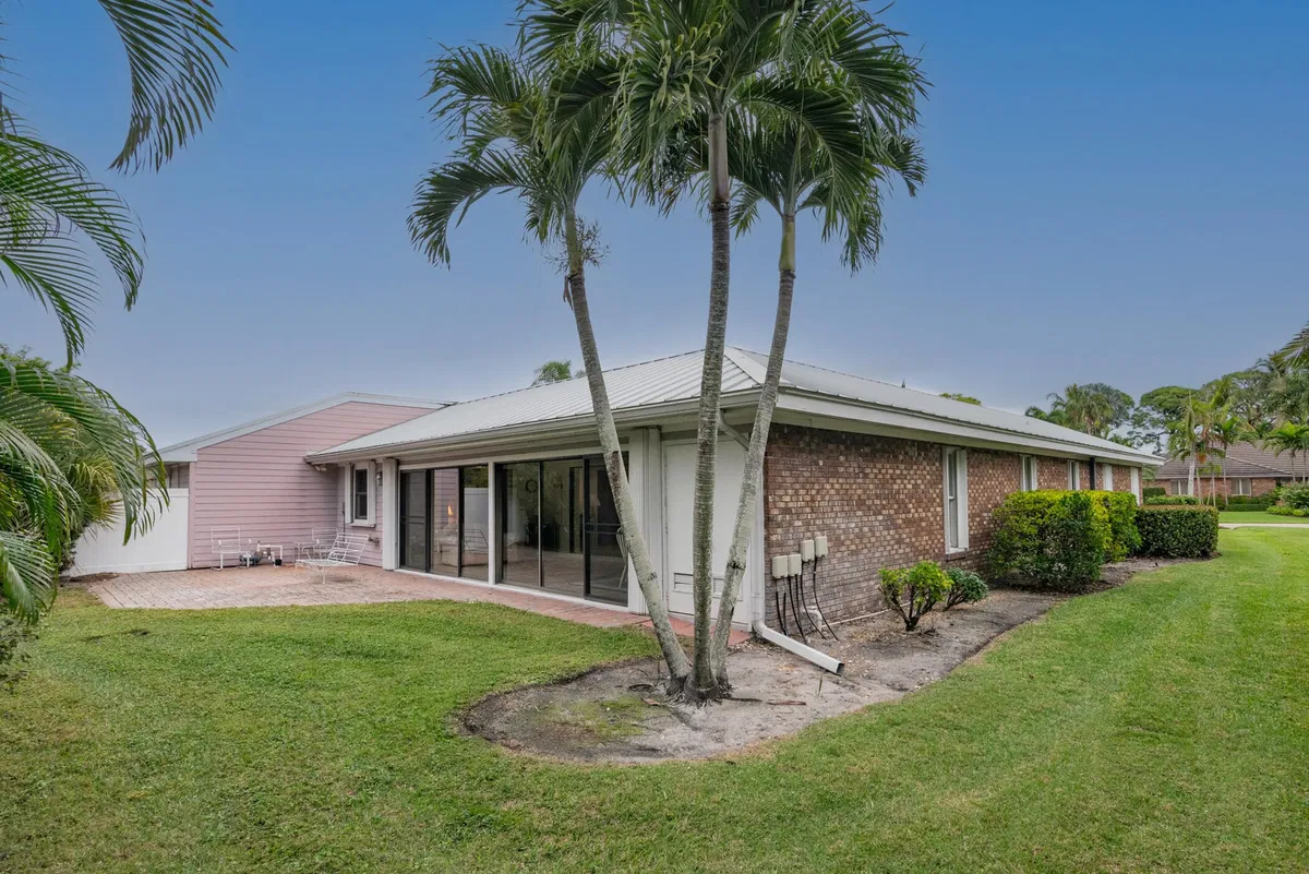 Residence photo 25