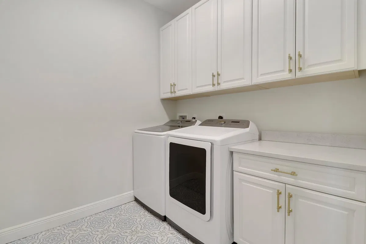 Residence photo 25