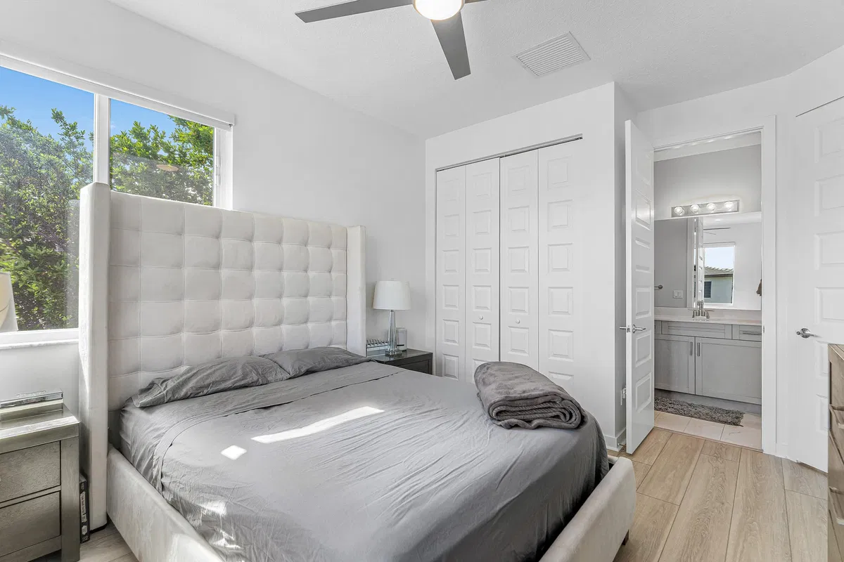 Residence photo 22