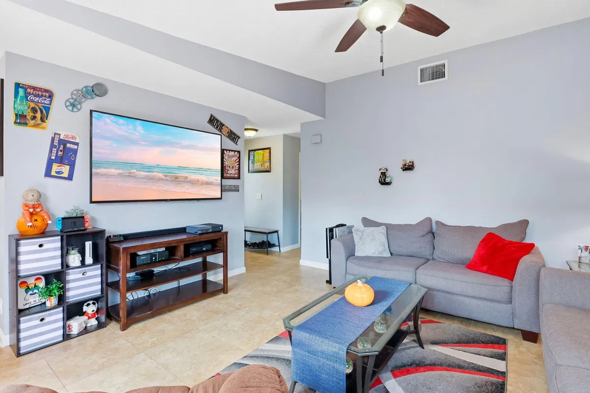 Residence photo 7
