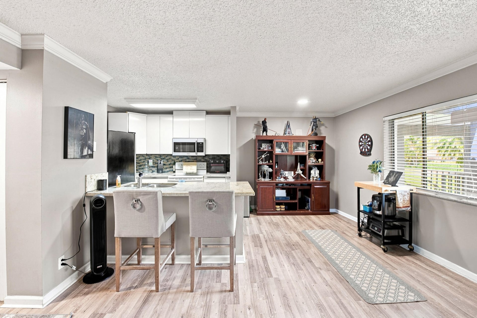 Unit 119 photo 4
