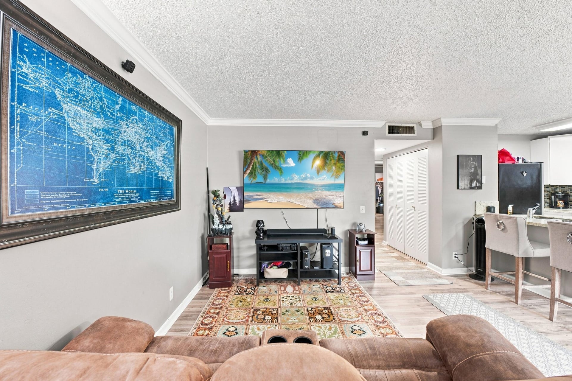 Unit 119 photo 7