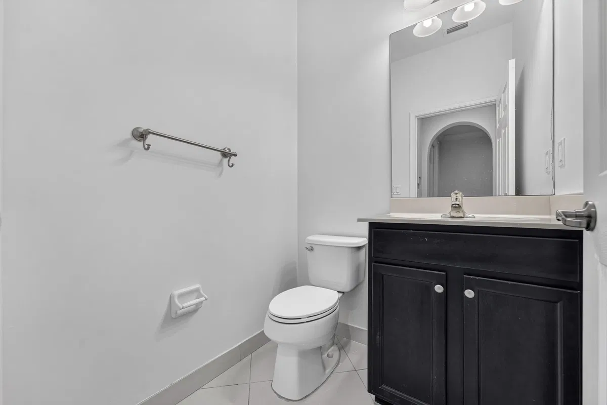 Residence photo 16
