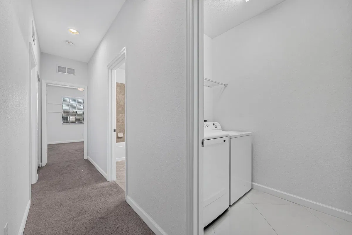 Residence photo 31