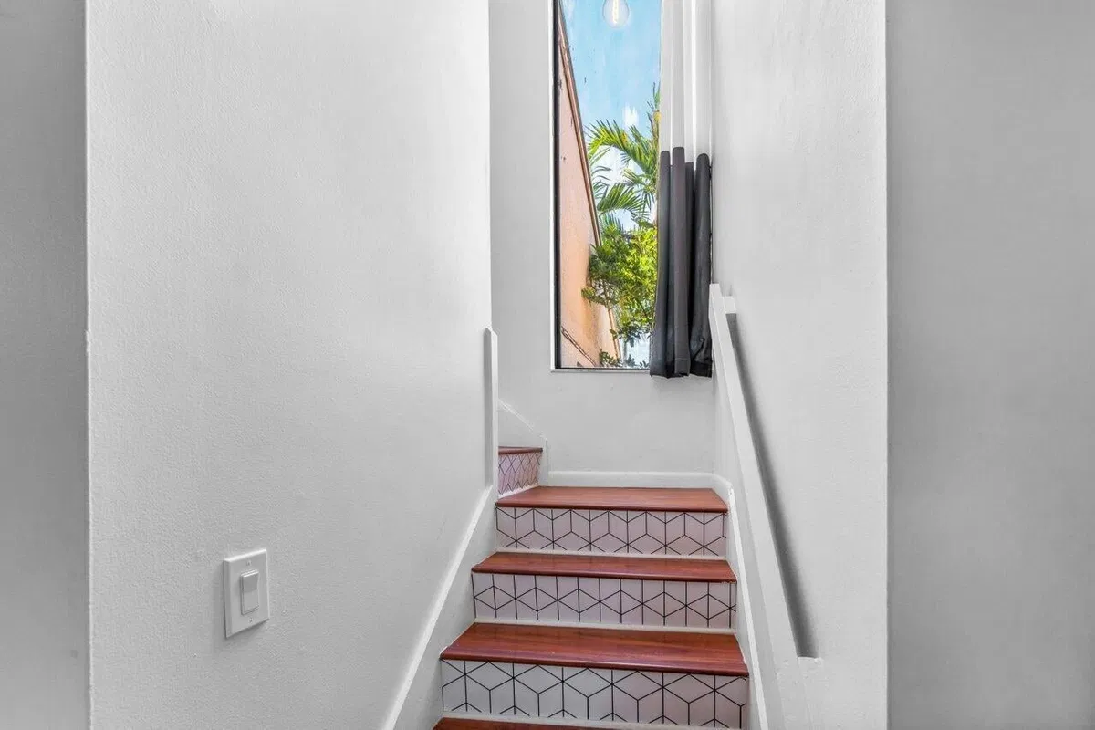 Unit 5 photo 10