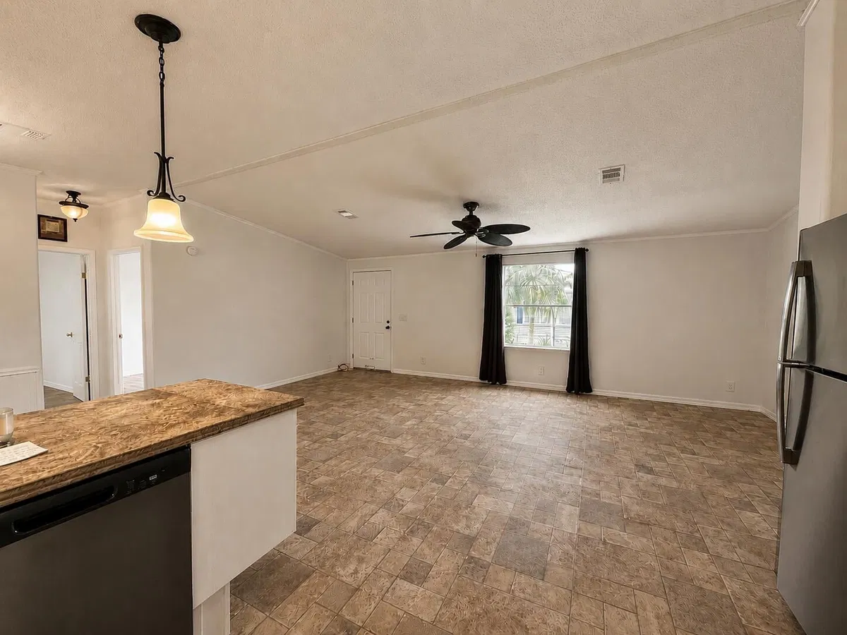 Residence photo 7
