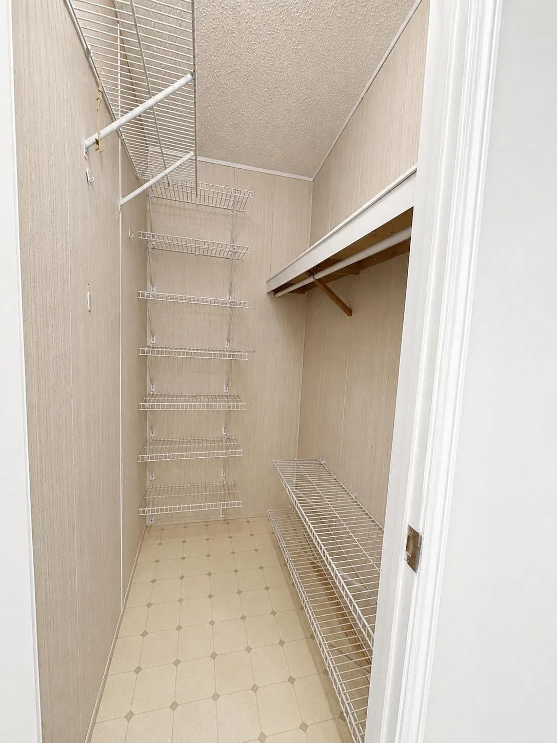 Residence photo 16