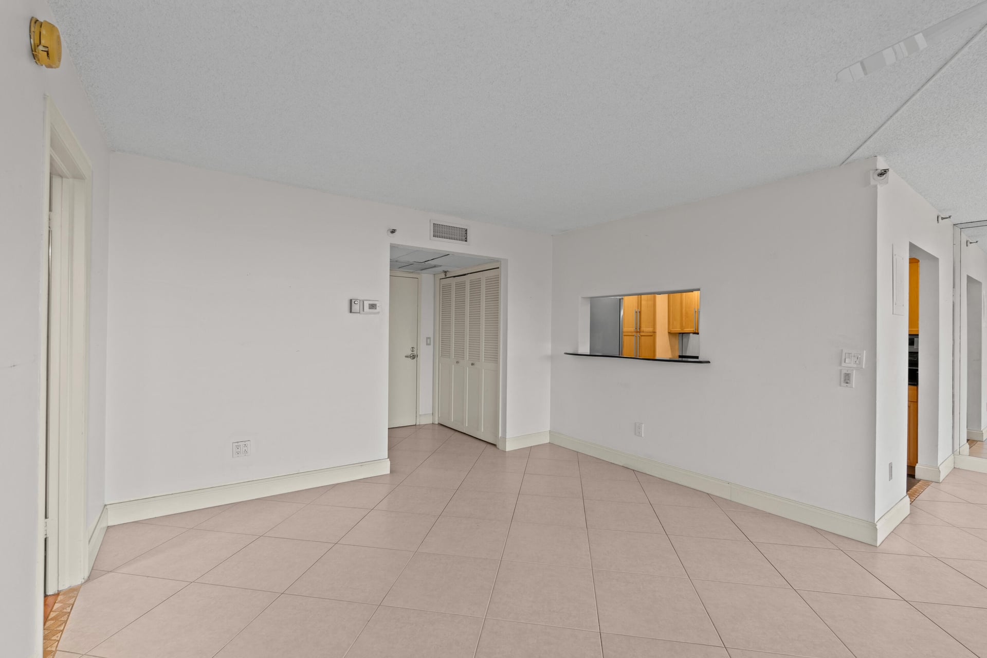Unit 5110 photo 31