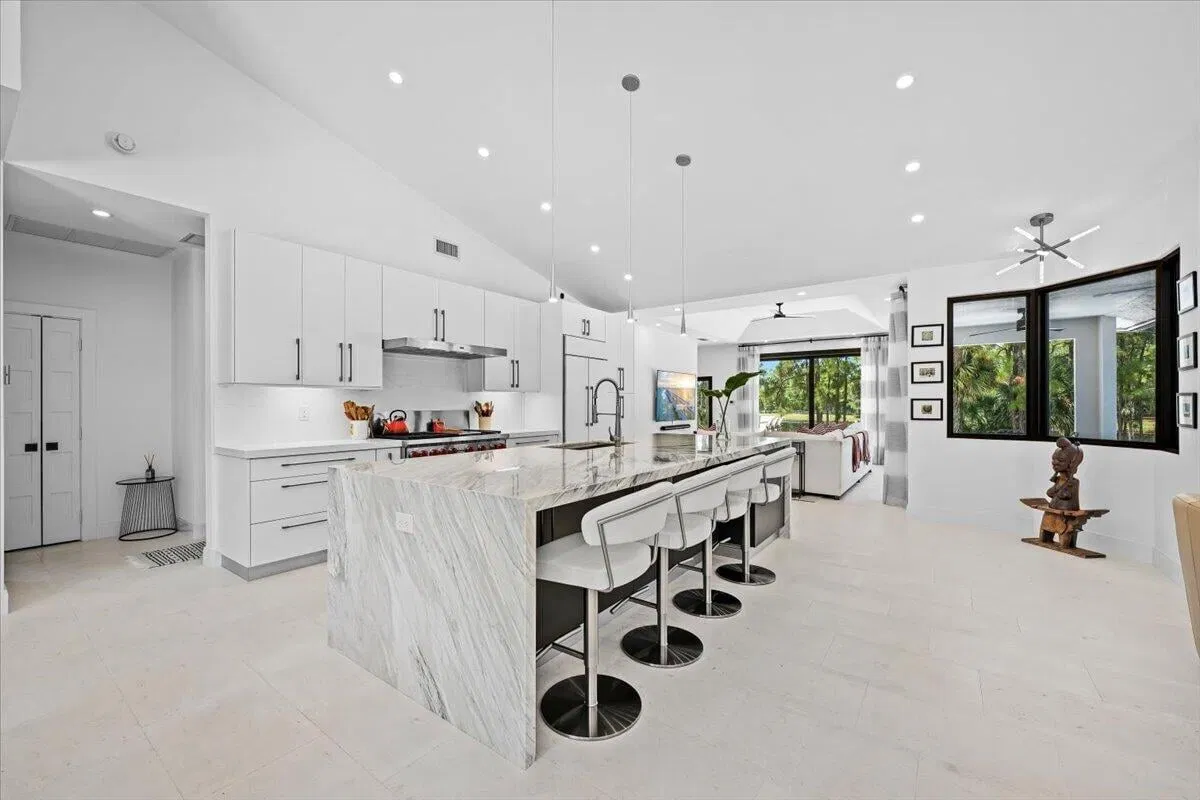 Homeland Residence photo 7