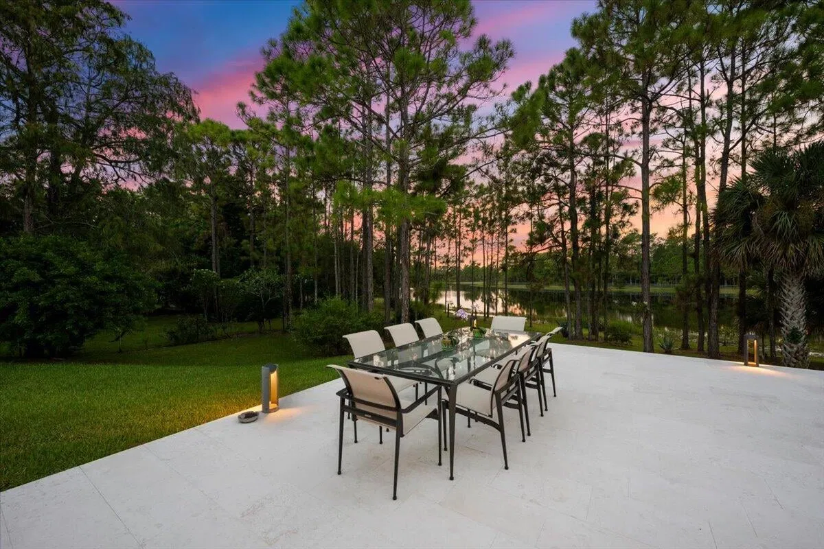 Homeland Residence photo 40