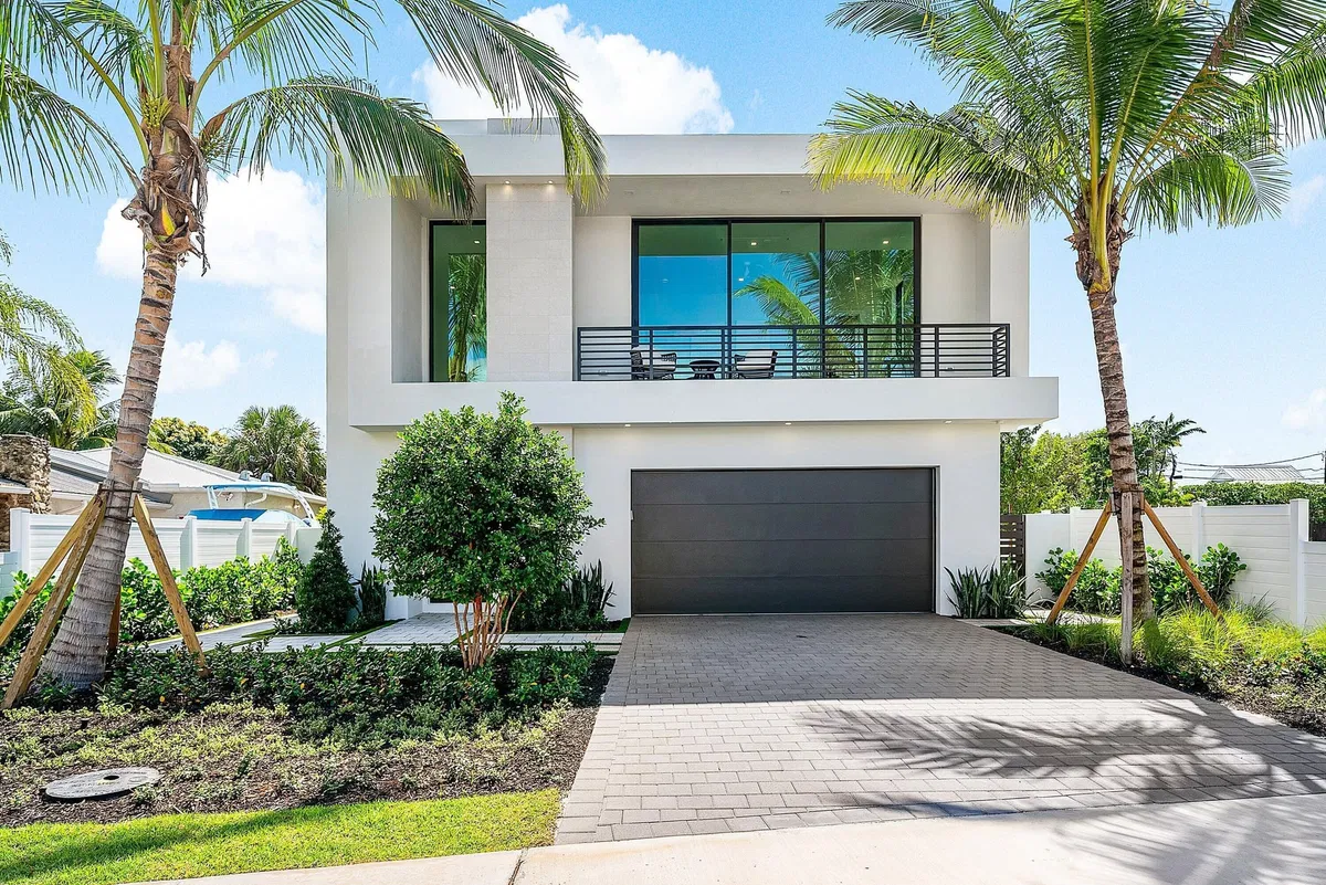Palm Trail Delray Beach Residence