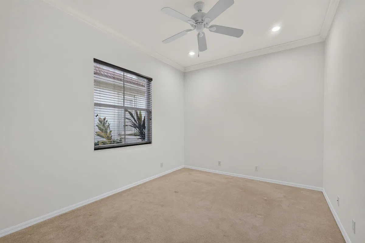  Residence photo 43
