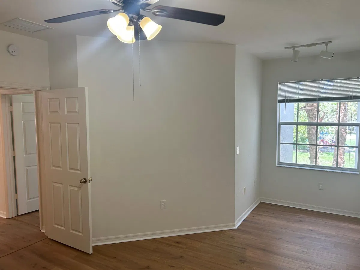 Residence photo 4