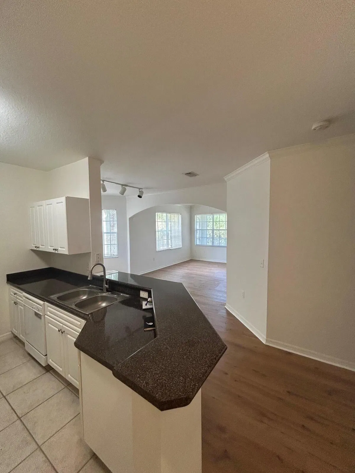 Residence photo 10