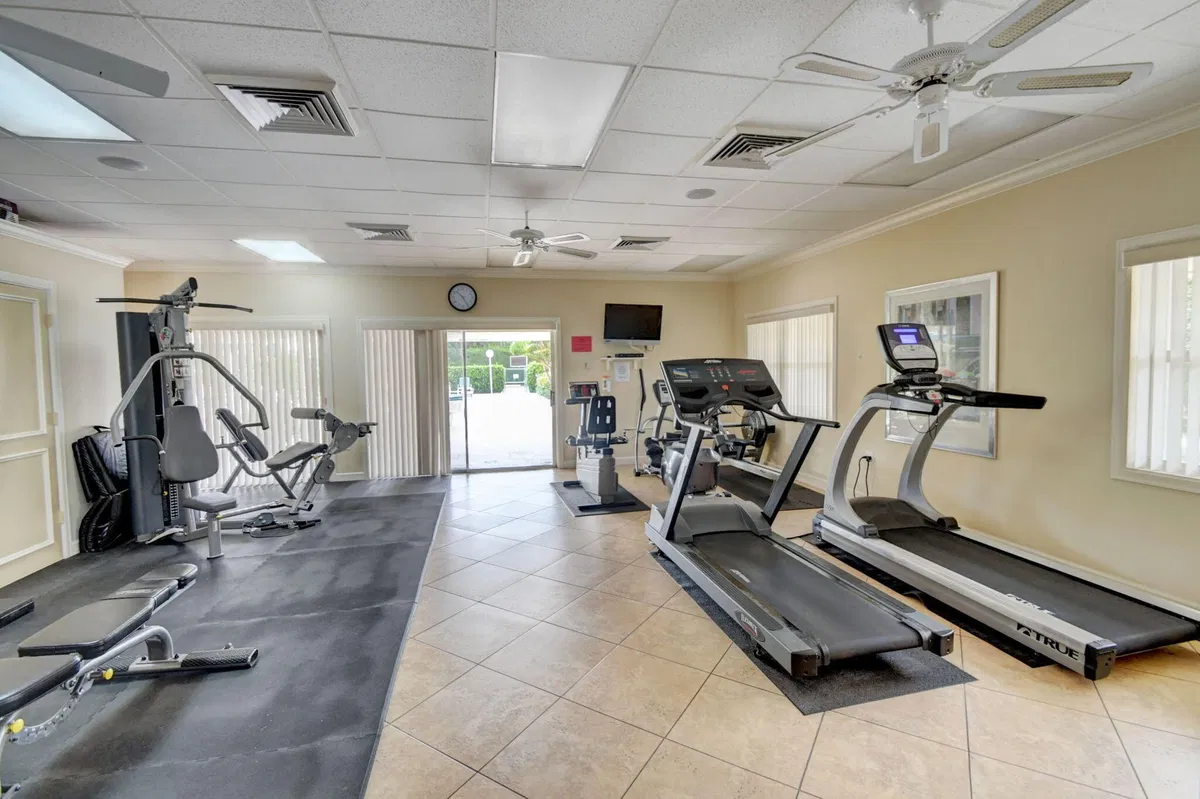Unit 204 photo 31