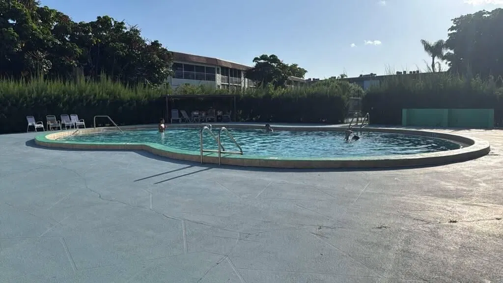 Unit 310 photo 34