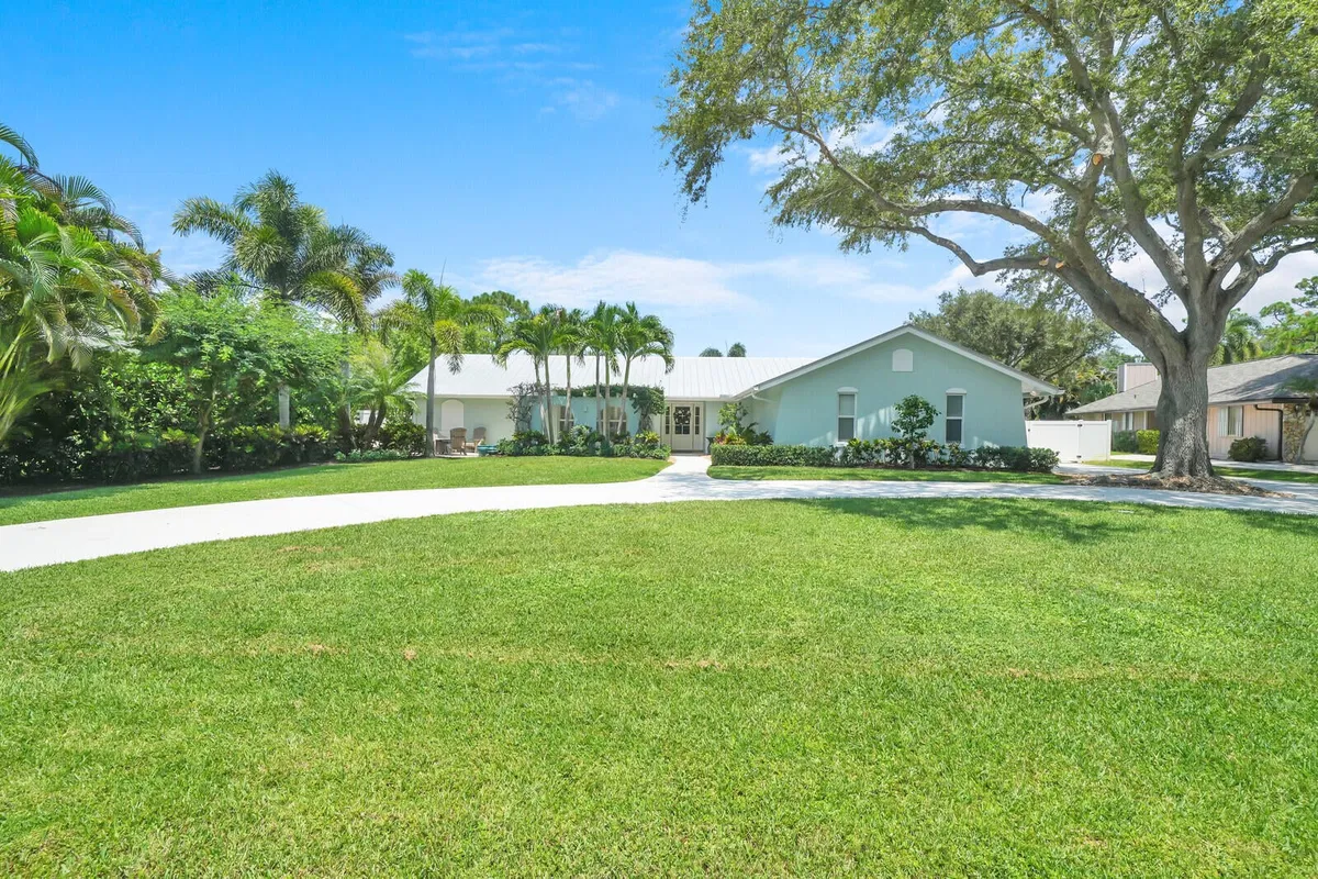 Residence photo 4