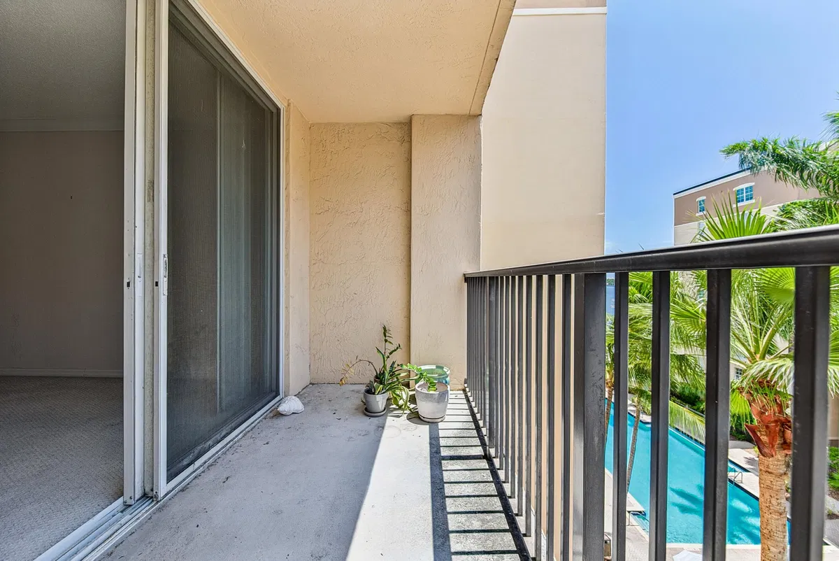 Flagler Pointe Unit 631 photo 10
