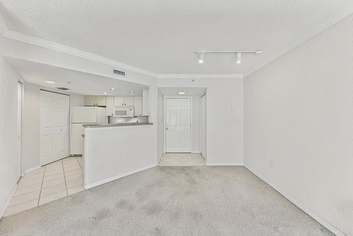 Flagler Pointe Unit 631 photo 19