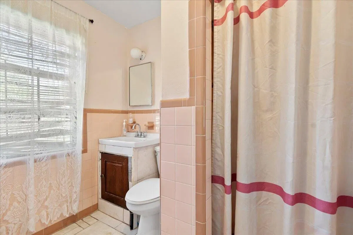 Residence photo 4