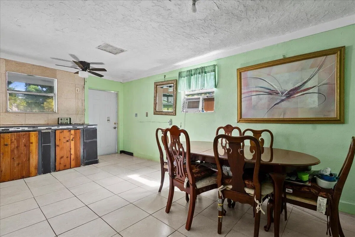 Residence photo 10