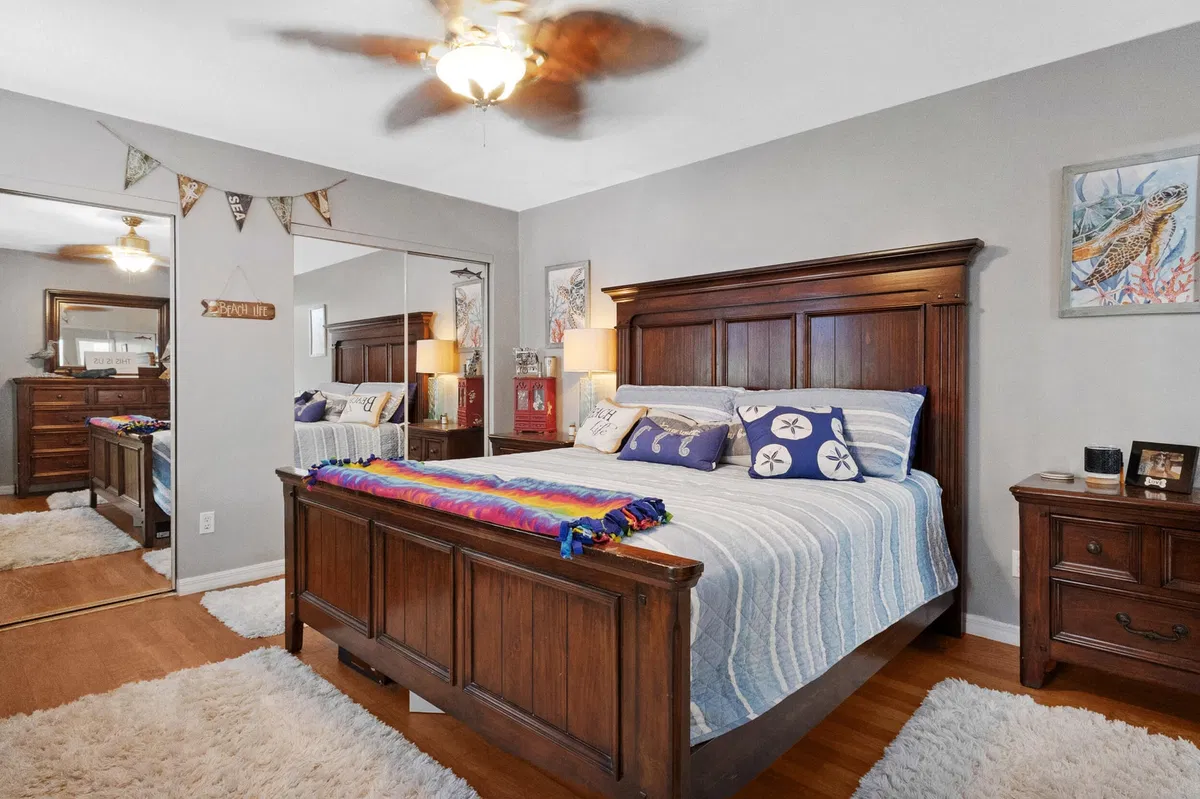 Residence photo 22