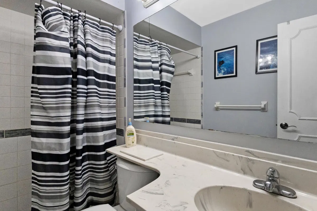 Residence photo 25